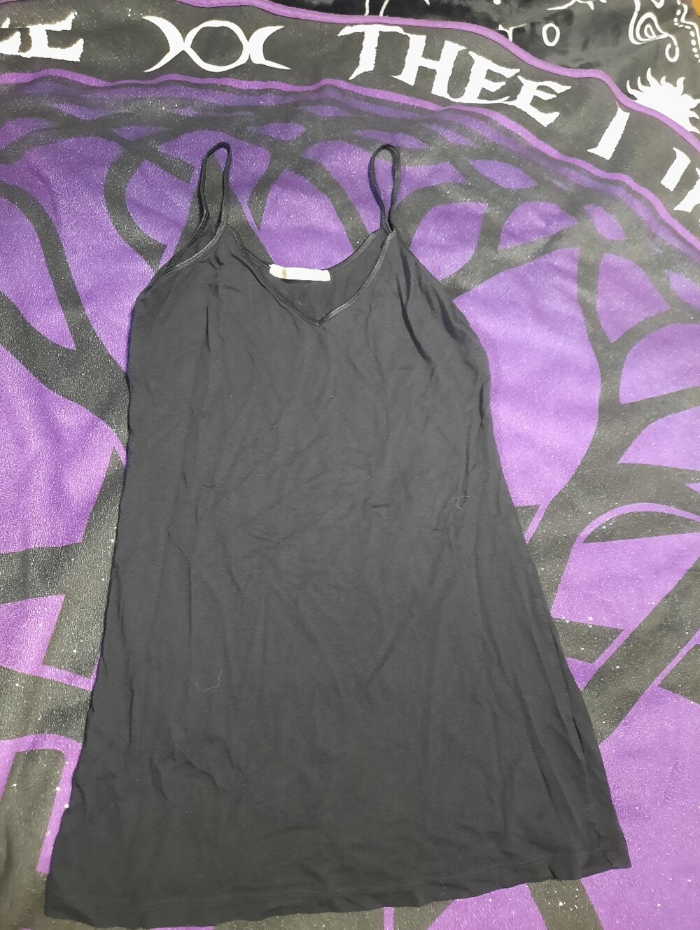 Black Women's V-Neck Cami Tank Top - Classic Essential